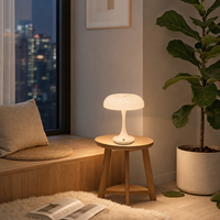 Lampe de table ovale LED ABS moderne rouge à 3 couleurs, à intensité variable, avec commande tactile, sans fil, flexible et simple pour salon et chambre à coucher