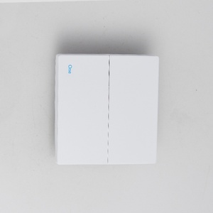 국경 간 무역 영국 표준 스위치 소켓 화이트 싱글/더블 갱 <span class=keywords><strong>13A</strong></span> 다기능 5구 USB 소켓 패널 - Product Image 2