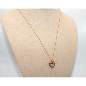 สร้อยคอจี้หัวใจและเพชรทอง10K - Product Image 1