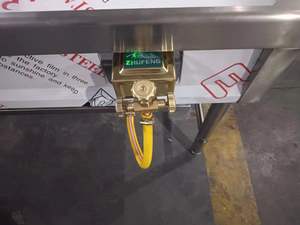 Çin Wok brülör ile ticari 201 paslanmaz çelik 3-brülör gaz sobası oteller ve restoranlar için büyük boy - Product Image 4