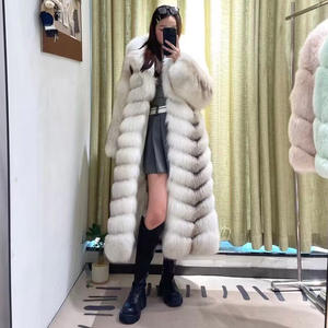 Cappotto di pelliccia di colore volpe di alta qualità <span class=keywords><strong>vestiti</strong></span> <span class=keywords><strong>invernali</strong></span> da donna <span class=keywords><strong>lunghi</strong></span> cappotti di pelliccia naturale per le donne - Product Image 6