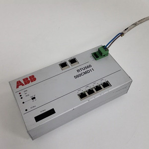 Module d'unité de communication RTU 560CMD11 pour PLC - Product Image 1