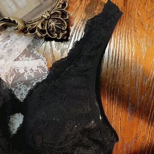 Reggiseno di Lusso Plus Size da <span class=keywords><strong>Donna</strong></span> in Pizzo con Scollo Profondo a V e Schiena Aperta, Effetto Push-Up, Vendita all'Ingrosso - Product Image 4