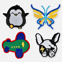 Nouveaux patchs thermocollants et à coudre en broderie de dessins animés (papillon, fleur, licorne, nœud) pour chapeaux et sacs