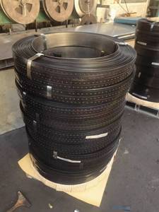 First Steel Q235 0,6mm 0,7mm Correa de metal Flejes de acero <span class=keywords><strong>perforado</strong></span> Cinta de encuadernación Tira metálica para embalaje - Product Image 3