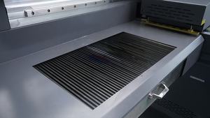 Impresora Plana Automática de Inyección de Tinta UV para Cerámica, Metal y Acrílico 3D, con Tres Cabezales de Impresión I3200, Resolución de 3200dpi, 1 Año de Garantía - Product Image 3