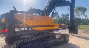 Hyundai 220Lc-9s d'occasion, vente chaude, excavatrices Hyundai d'occasion 22 tonnes, pelle hydraulique, accessoire de pince, accessoire de tarière - Product Image 4