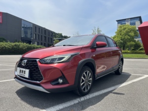 <span class=keywords><strong>Toyota</strong></span> <span class=keywords><strong>Yaris</strong></span> d'<span class=keywords><strong>occasion</strong></span> 5 places, essence, faible consommation, vitesse maximale 180 km/h, boîte automatique, petite taille, <span class=keywords><strong>prix</strong></span> de seconde main - Product Image 3