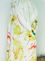 Abaya à imprimé floral aquarelle blanche avec ensemble hijab blanc, abaya noire ample décontractée, robe abaya musulmane pour femmes, tenue islamique