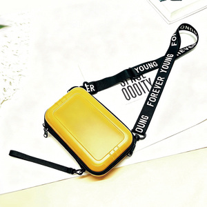 Vente en gros - <span class=keywords><strong>Valise</strong></span> transparente haut de gamme, personnalisation couleur, style identique aux grandes marques, sac à main rigide, mini sac - Product Image 4