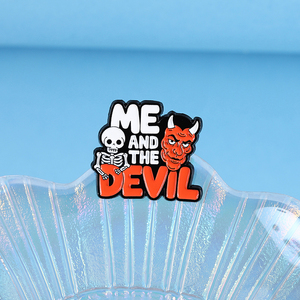 Broches émaillées 'Je et le Diable' style Punk Gothique, monstre squelette à visage rouge, badges pour sac à dos et revers, bijoux d'horreur pour Halloween, cadeaux - Product Image 6