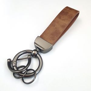 Wholesale Custom Logo High-Grade Retro <b>Leather</b> <b>Keychain</b> Pendant Fashionable Brand Logo Custom - Product Image 4