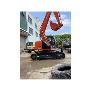 Excavatrice sur chenilles Hitachi ZX135 d'occasion d'origine japonaise, moteur haute performance inclus, capacité de la benne de 0,5 m³, bon état - Product Image 1