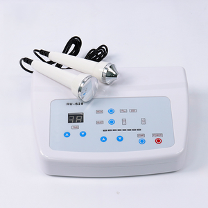 เครื่องบำบัดผิวหน้าแบบพกพา 2-in-1 อัลตราโซนิก ไมโครเดอร์มาเบรชั่น ใช้ได้กับปลั๊กไฟแบบ US/IT หัวสแตนเลสสำหรับยกกระชับผิว - Product Image 3