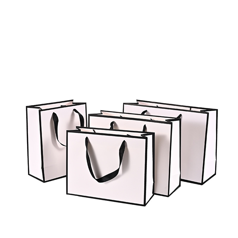 Eco-Friendly Luxury Gift Bag Custom Logo Coated Kraft Paper Wholesale Option
