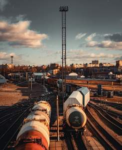 Carburant diesel haute performance D2 pour applications industrielles et commerciales avec une production énergétique avancée et améliorée - Product Image 3