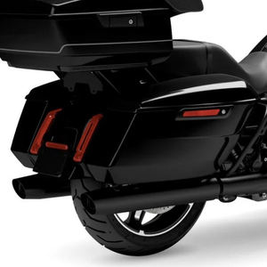 กระเป๋าข้างแข็งสีดำเงา ABS สำหรับเปลี่ยนใส่รถ Harley CVO Touring Road Glide Street Glide ปี 2023-2025 - Product Image 3
