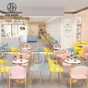 ชุดเฟอร์นิเจอร์ร้านกาแฟและร้านอาหาร โต๊ะและเก้าอี้โซฟาแบบมีที่นั่ง ทำจากหินเผาผิวหนังสังเคราะห์ รูปทรงสี่เหลี่ยมหรูหรา - Product Image 4