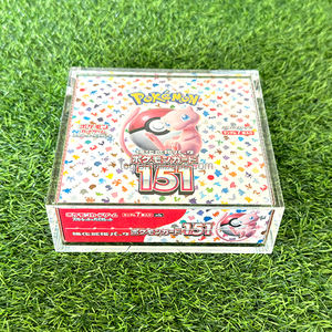 TCG vente en gros acrylique <span class=keywords><strong>Pokemon</strong></span> 151 <span class=keywords><strong>Booster</strong></span> Box japonais vitrine pour <span class=keywords><strong>carte</strong></span> <span class=keywords><strong>Pokemon</strong></span> japonais <span class=keywords><strong>grande</strong></span> taille 151 <span class=keywords><strong>Pokemon</strong></span> protecteur - Product Image 2