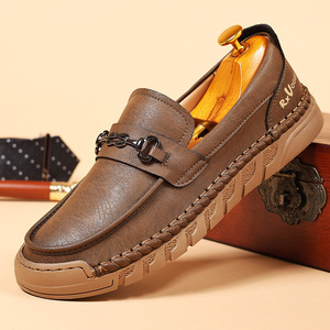 รองเท้าโลฟเฟอร์หนังแบบสวมสำหรับผู้ชาย พื้นนุ่ม สไตล์ลำลอง สีน้ำตาล สำหรับวัยรุ่น - Product Image 1