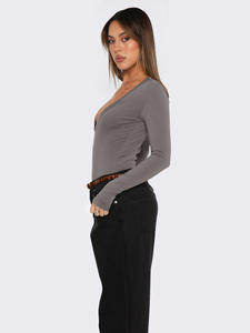 Vendita calda moda Y2K t-shirt Slim da donna Sexy <span class=keywords><strong>scollo</strong></span> <span class=keywords><strong>profondo</strong></span> traspirante in cotone bianco manica lunga tinta unita stile Casual - Product Image 5