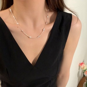Collar de Plata de Ley S925 con Perla Redonda y Cadena de Espina de Serpiente de 405 cm para Uso Diario - Product Image 4