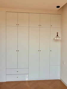 Armario Vestidor Moderno de Lujo de Alta Gama, Diseño Elegante Hecho a Medida, Forma de L, Puertas de Madera Contrachapada y Aglomerado Pintado, Estantes para <span class=keywords><strong>Dormitorio</strong></span> - Product Image 4