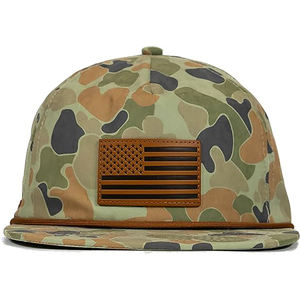 Gorra de Camionero de 5 Paneles con Visera Plana, Diseño de Parche de Cuero Personalizado con Logotipo OEM, Gorras de Poliéster, Gorra Clásica con Cierre a Presión y Logotipo Bordado - Product Image 1