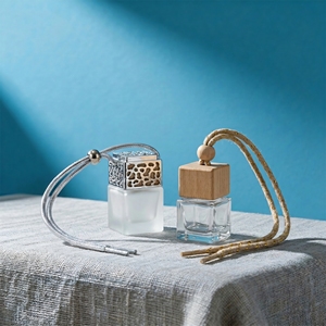 Botol Aromaterapi Mobil Modis 8ml <span class=keywords><strong>Diffuser</strong></span> Aromaterapi Mobil Botol Parfum Mobil Persegi - Product Image 4