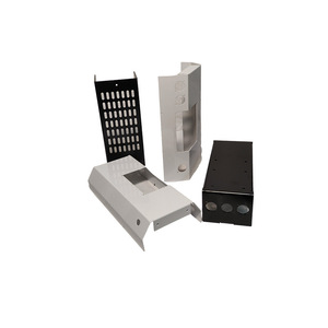 Pièce de rack de serveur en tôle sur mesure en acier inoxydable de 1 mm d'épaisseur avec design en maille respirante pour usage industriel - Product Image 4