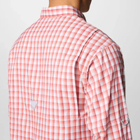 Camisa de pesca hawaiana de camuflaje para hombre con botones, de poliéster, con protección UPF 50 y SPF 50, con bolsillo.