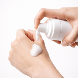   - <span class=keywords><strong>Sebium</strong></span> H2O - <span class=keywords><strong>Agua</strong></span> <span class=keywords><strong>Micelar</strong></span> - Limpiador Facial y Desmaquillante - Limpiador Facial para Piel Mixta a Grasa - Product Image 2