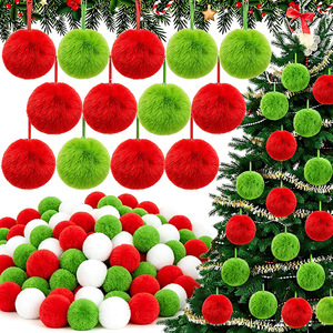 Ensemble de 12 boules de Noël en peluche écologiques de haute qualité - Décorations de Noël vertes pour l'arbre et ornements suspendus pour la maison - Product Image 5