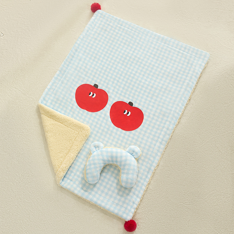 Manzana a cuadros [Manta + Almohada]