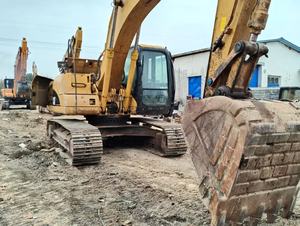 Offre Spéciale : Excavatrice sur Chenilles d'Occasion 320CL 20 Tonnes, Modèle 2022, 100% Prête à l'Emploi, Origine Japon, Prix Bas, Composants Essentiels (Moteur, Engrenages, Roulements) - Product Image 2