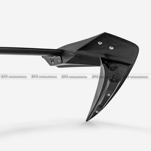 Alerón trasero de fibra de vidrio tipo VRS1 para Toyota Corolla GR 2023 con aspas ajustables, necesita ser pintado - Product Image 3