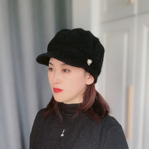 Automne classique femmes doux velours hiver béret extérieur décontracté tricoté chapeau avec broderie 3D et visière chaude personnalisable - Product Image 2