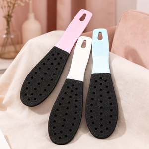 Double-sided sandblasted foot file, professional pedicure file, heel scraper for removing dead skin, calluses, and keratin. - Product Image 1