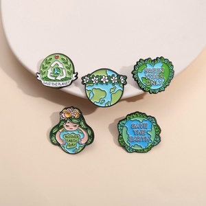 Factory Price Protect the Earth Brooches Green Round Environmental Protection Metal Craft Gift <b>Badges</b> Medals Lapel <b>Pins</b> - Product Image 2
