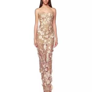 Nouvelle robe de soirée pour femme, design automne, haute qualité, sexy, sans bretelles, vintage, avec broderie florale, maxi, en dentelle - Product Image 2