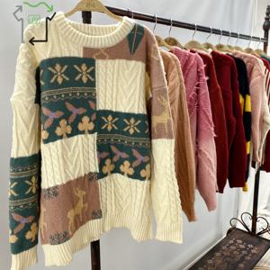 Vente en gros de 50 sweats à capuche thermiques usagés pour l'hiver Street Option bon marché pour vêtements - Product Image 4