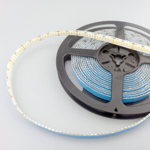 Tira de Luces LED Súper Brillantes 2835 24V SMD de Alta Densidad con 1200 Chips LED, Cinta de Luz LED 240 LEDs, Color Blanco Cálido - Product Image 6
