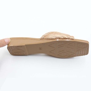 Nouvelles sandales compensées pour femme, talons bas d'été, bout ouvert, style décontracté, chaussures à enfiler pour femme - Product Image 6