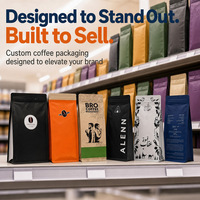 Staande hondenvoer pouch met Euro-slot hanger voor retail, aangepaste bedrukking en verpakking voor huisdierenvoer.