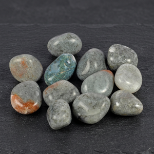 Piedras de ágata gris pulidas, piedra preciosa tallada para decoración del hogar, decoración de ágata Feng Shui, artesanías de piedras semipreciosas, ágata gris - Product Image 3