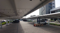 Système de montage de carport solaire EmperySolar 2kW en acier au carbone et aluminium, surface galvanisée à chaud, résistance au vent 60 m/s, résistance à la neige 15-20.