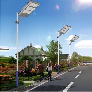Lampadaire solaire LED 600W IP67 étanche en plastique ABS pour extérieur avec batterie LiFePO4, minuterie et télécommande, angle de faisceau 360° - Product Image 5