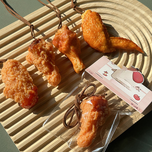 KI liangpeng : Décorations de voiture suspendues : cuisses de poulet frites, ailes, frites, pendentifs alimentaires, décorations pour rétroviseur de voiture, <span class=keywords><strong>inter</strong></span> - Product Image 3