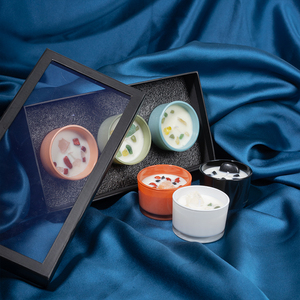 Al por mayor vegano hecho a mano curación Cristal de lujo cera de soja <span class=keywords><strong>velas</strong></span> perfumadas regalo conjunto vela <span class=keywords><strong>con</strong></span> joyería <span class=keywords><strong>en</strong></span> <span class=keywords><strong>el</strong></span> <span class=keywords><strong>interior</strong></span> - Product Image 5