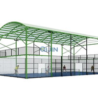 Fabricant de systèmes de toiture pour terrains de padel extérieurs permanents, conception de terrains commerciaux, solution en acier et verre